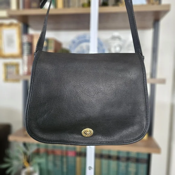 Rare! 80s Coach United States Stamp Ranch Stewardess Saddle Bag Black 0588-130 - Picture 1 of 16